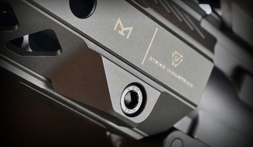 Strike Industries - Strike Rail - 15,5'' - Schwarz -SI-StrikeRail-155-BK