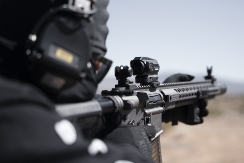 Strike Industries - Variable Optic Mount for Red Dot Sights - Picatinny - Aluminum - Black - SI-T1-VOM-BK