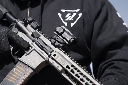 Strike Industries - Variable Optic Mount for Red Dot Sights - Picatinny - Aluminum - Black - SI-T1-VOM-BK