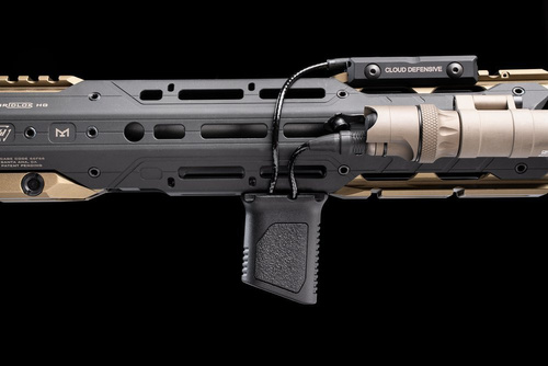 Strike Industries - Chwyt M-LOK Angled Vertical Grip - Short - Czarny - SI-AR-CMAG-S